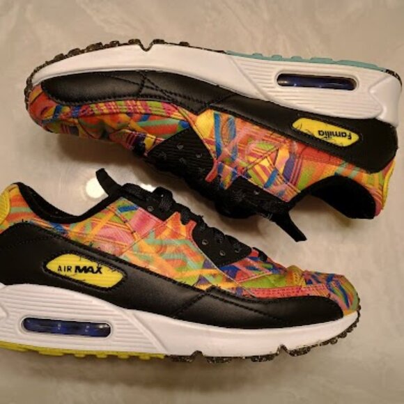 Nike Air Max 90's "Familia" - Picture 14 of 16